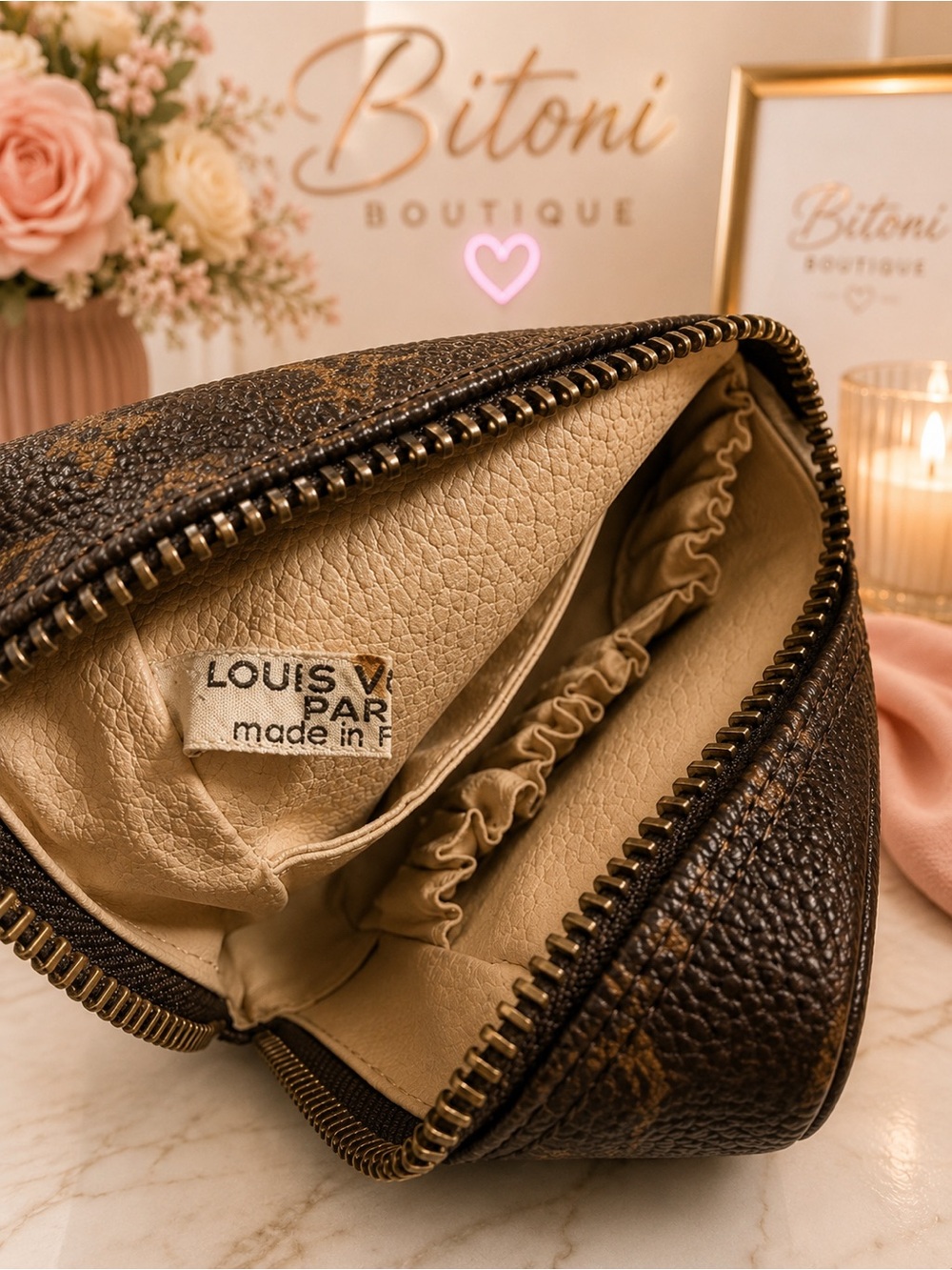 Louis Vuitton Monogram Cosmetic Makeup Pouch Toiletry Bag Brown Canvas - Picture 5 of 6